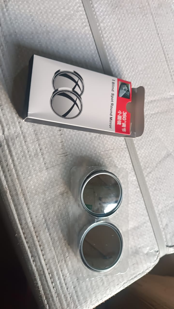 360° Adjustable Blind Spot Mirror for Car Side Rearview (2 Pc) 360° Adjustable Blind Spot Mirror for Car Side Rearview (2 Pc)